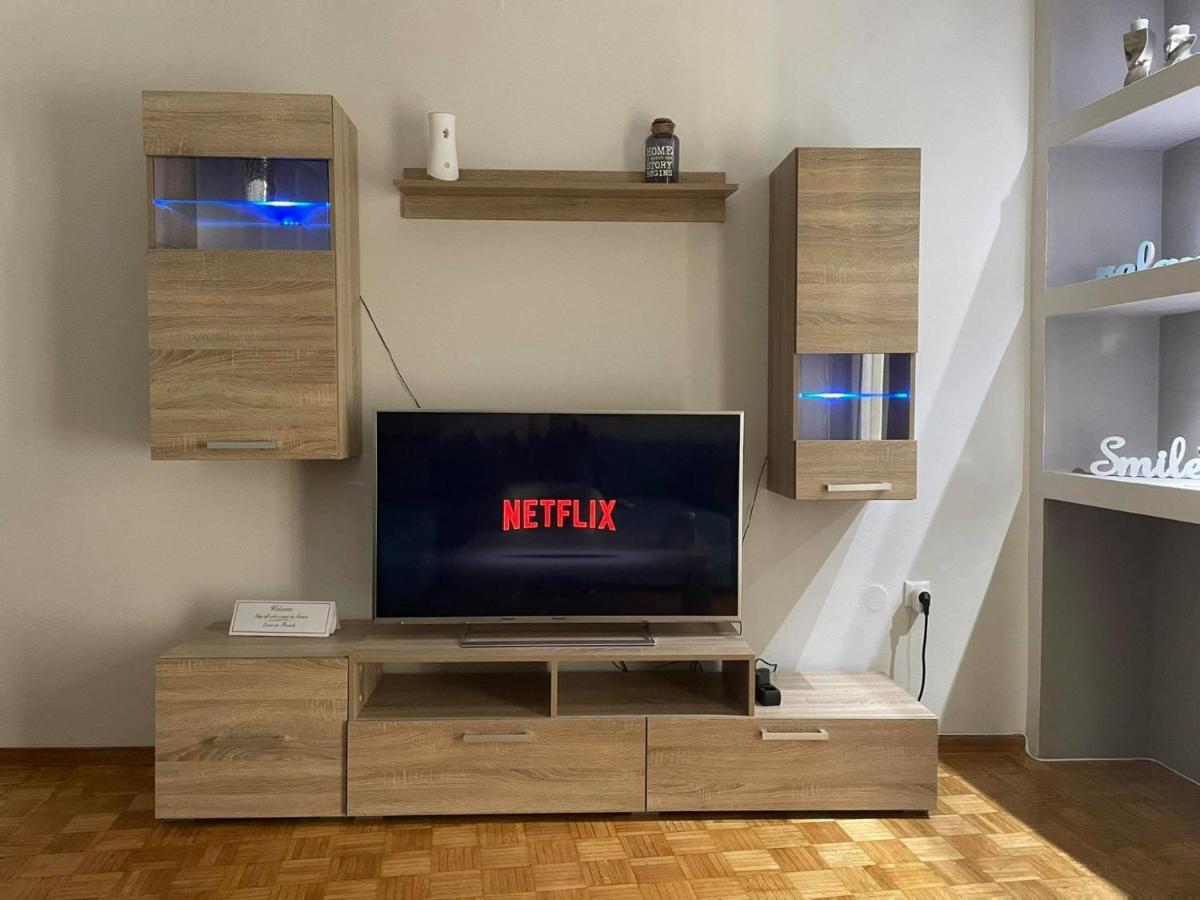 Liby'S Luxury Apartmemt Kavala Exteriör bild