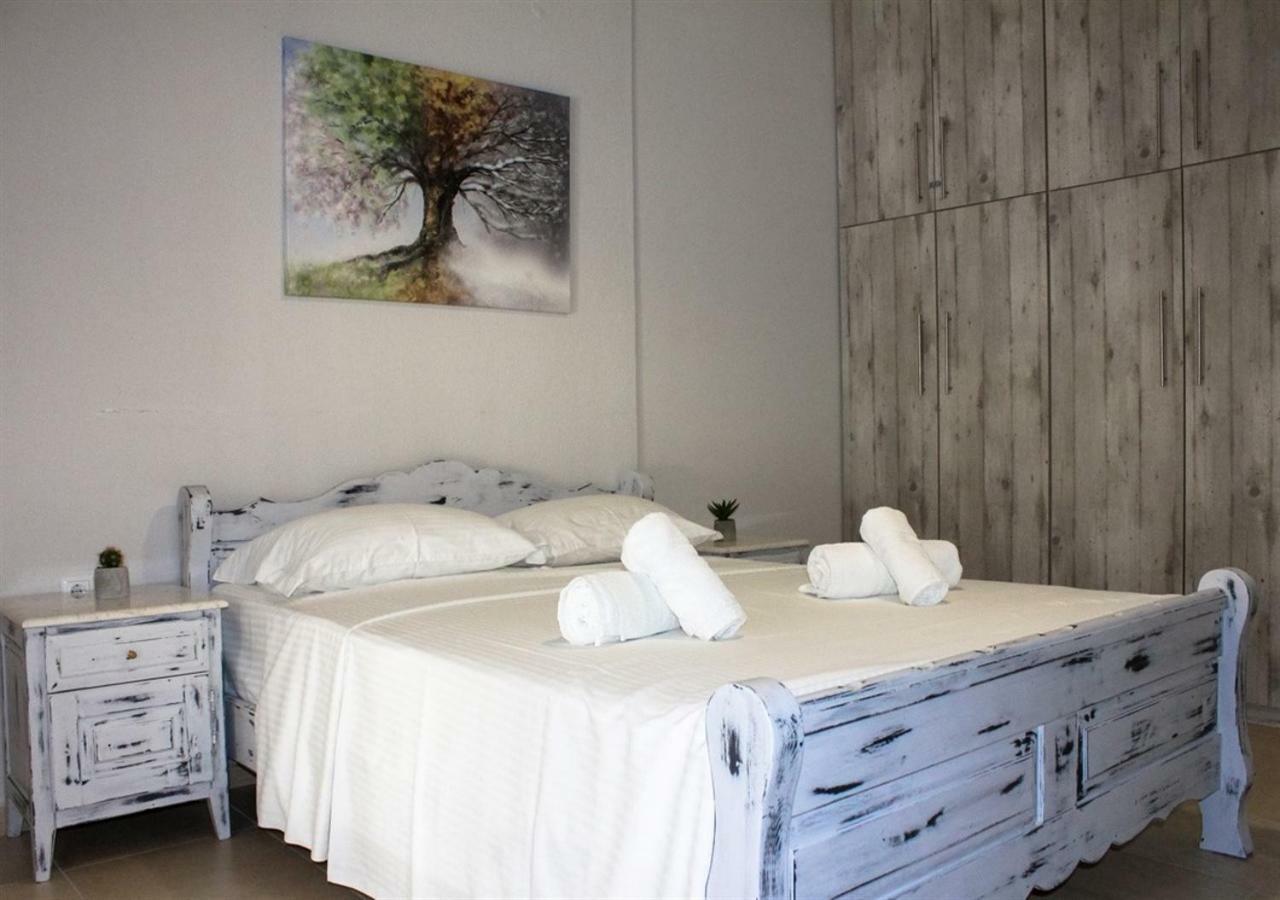 Liby'S Luxury Apartmemt Kavala Exteriör bild