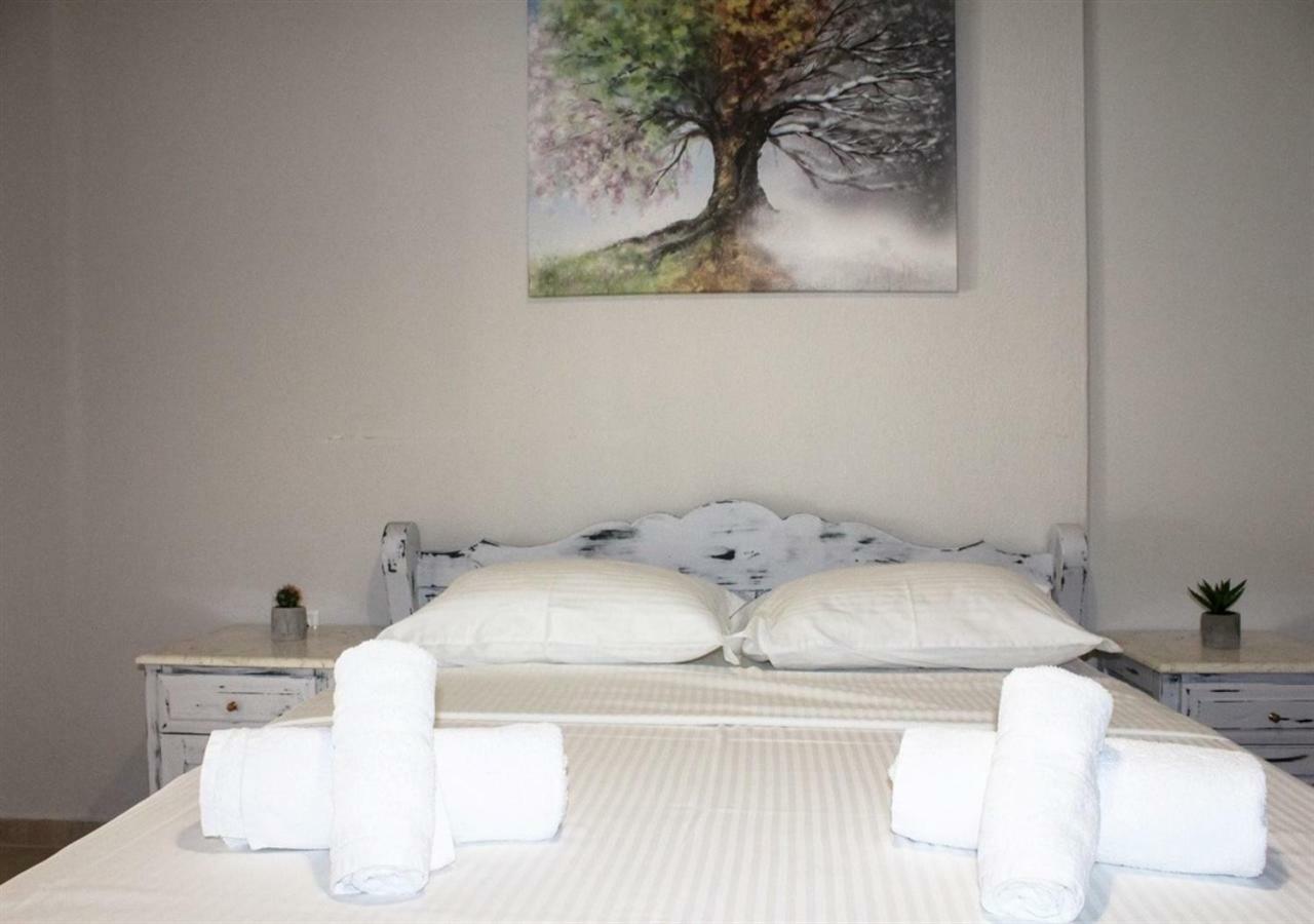 Liby'S Luxury Apartmemt Kavala Exteriör bild