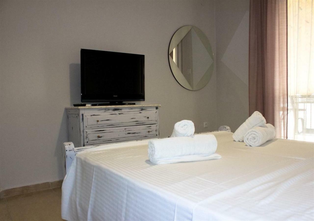Liby'S Luxury Apartmemt Kavala Exteriör bild